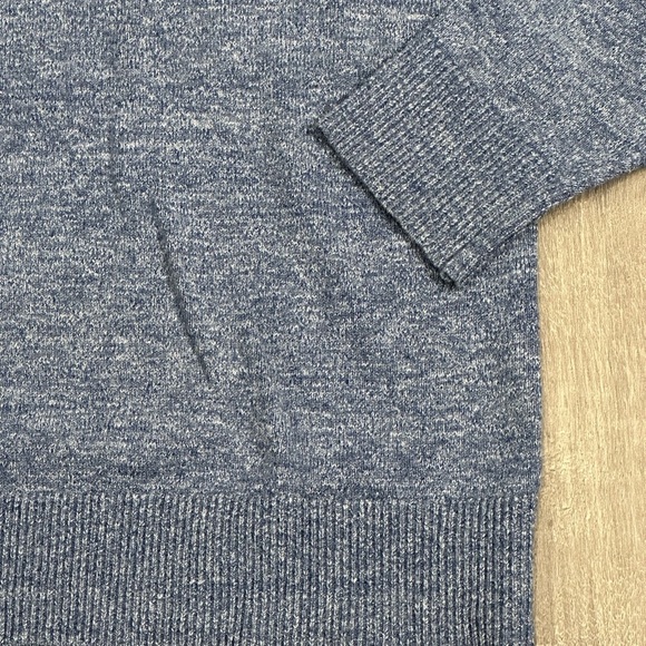 Men’s Goodfellow Large 42 - 44 Crew Sweater Stripes Blue White Long Sleeve NWOT - Picture 6 of 8